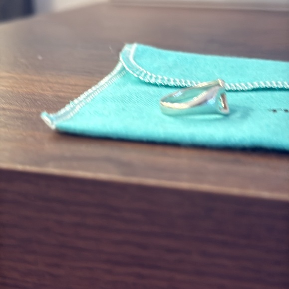 Tiffany & Co Open Heart Ring - Picture 4 of 6